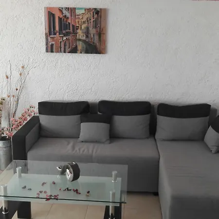 Ariadni Villa *